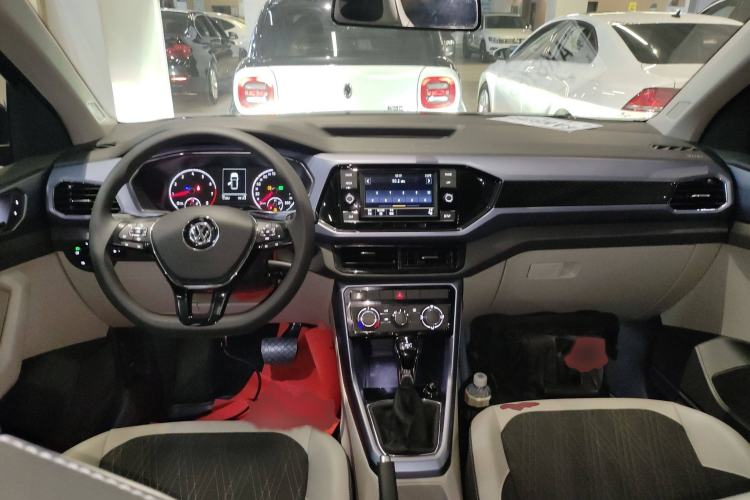 Used Volkswagen T-Cross 2019 280TSI DSG Comfort Edition Interior 2