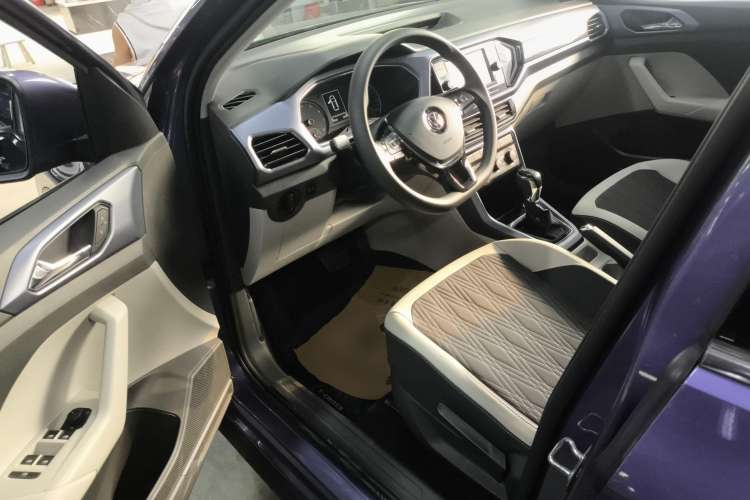 Used Volkswagen T-Cross 2019 280TSI DSG Comfort Edition Driver Seat