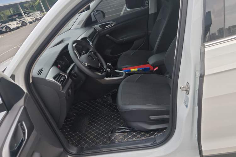 Used Volkswagen T-Cross 2023 300TSI DSG Comfort Edition Left Front Seat
