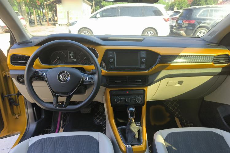 Used Volkswagen T-Cross 2019 1.5L Automatic Comfort Edition Interior 4