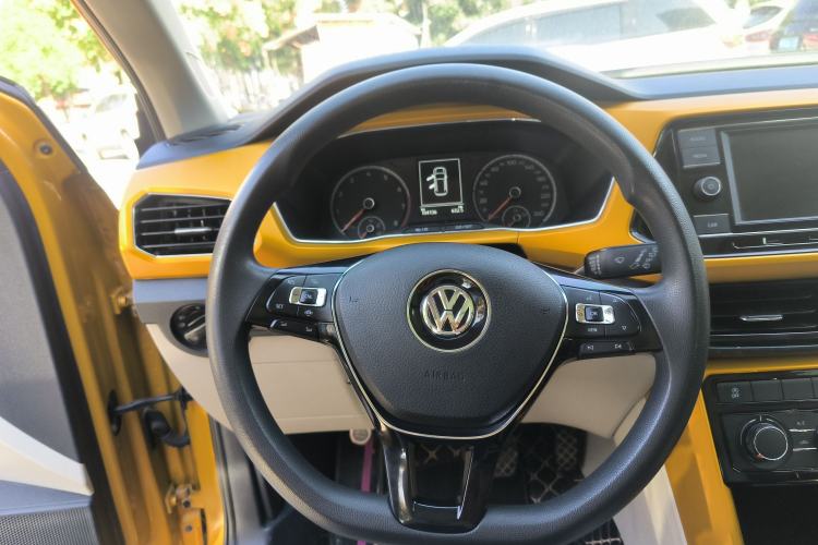 Used Volkswagen T-Cross 2019 1.5L Automatic Comfort Edition Interior 6
