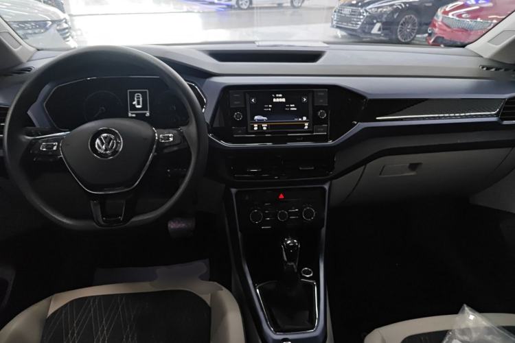 Used Volkswagen T-Cross 2019 280TSI DSG Comfort Edition Center Console