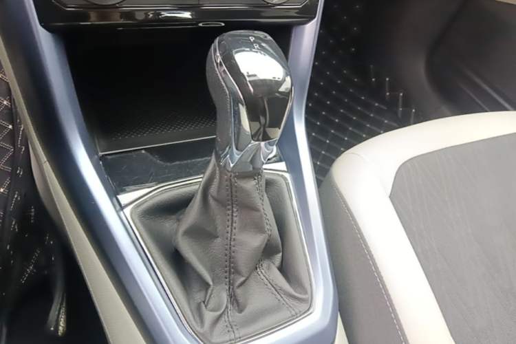 Used Volkswagen T-Cross 2019 280TSI DSG Comfort Edition Gear Lever