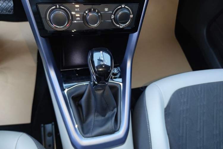 Used Volkswagen T-Cross 2019 1.5L Automatic Comfort Edition Gear Lever