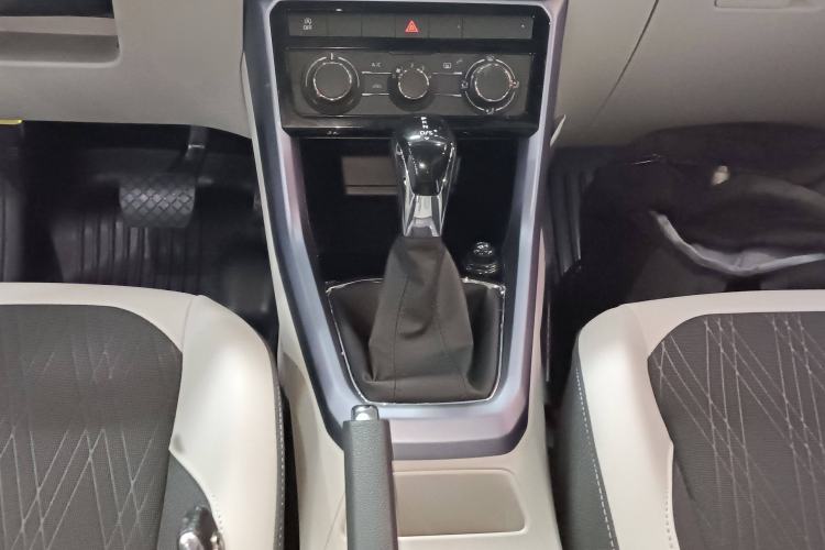 Used Volkswagen T-Cross 2019 280TSI DSG Comfort Edition Gear Lever