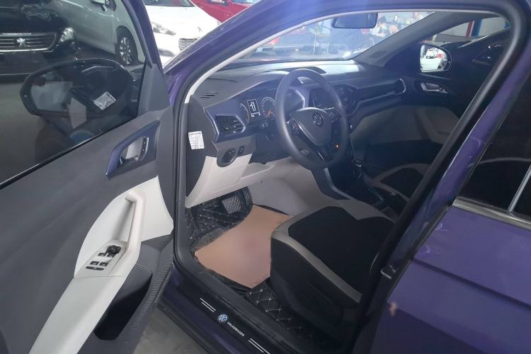 Used Volkswagen T-Cross 2019 1.5L Automatic Comfort Edition Interior 1