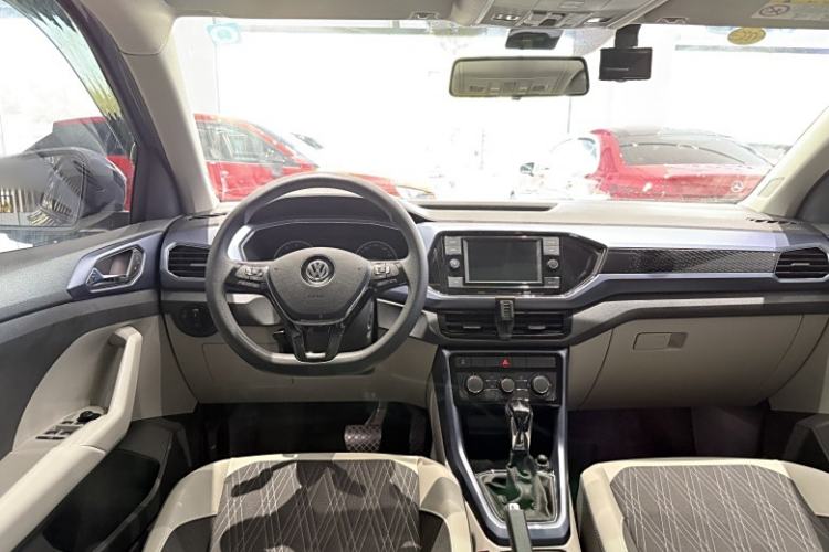 Used Volkswagen T-Cross 2019 280TSI DSG Comfort Edition Interior 2