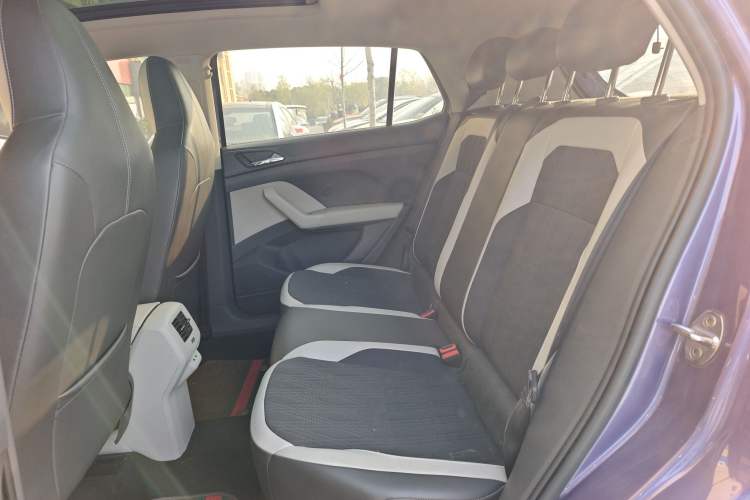 Used Volkswagen T-Cross 2019 280TSI DSG Comfort Edition Interior 4