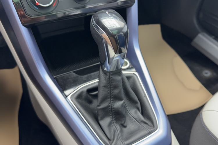 Used Volkswagen T-Cross 2019 280TSI DSG Comfort Edition Interior 7