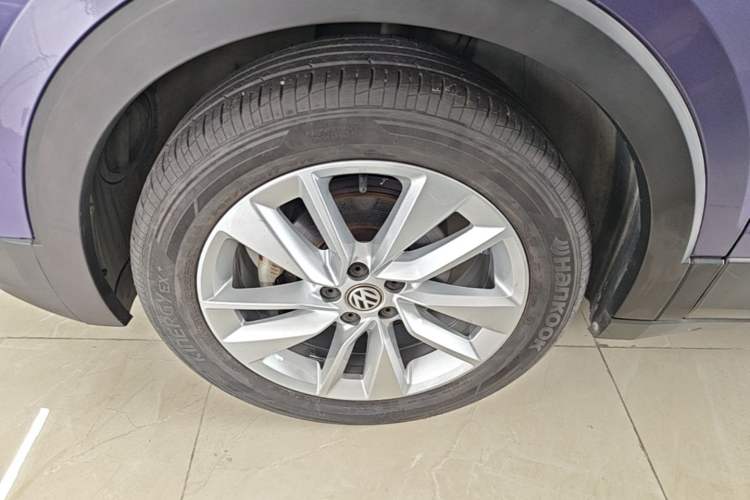 Used Volkswagen T-Cross 2019 1.5L Automatic Comfort Edition Left Front Wheel Hub