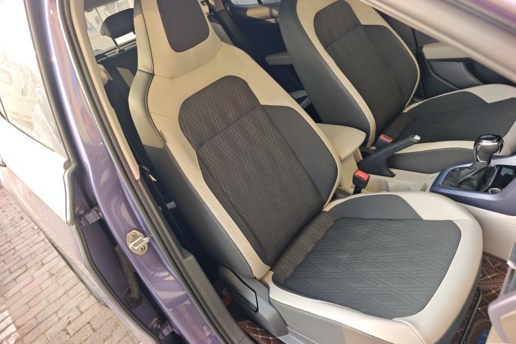 Used Volkswagen T-Cross 2019 280TSI DSG Comfort Edition Right Front Seat