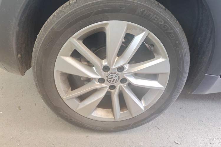 Used Volkswagen T-Cross 2019 280TSI DSG Comfort Edition Right Rear Wheel Hub