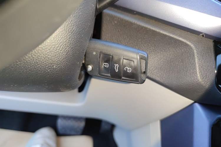 Used Volkswagen T-Cross 2019 1.5L Automatic Comfort Edition Vehicle Key