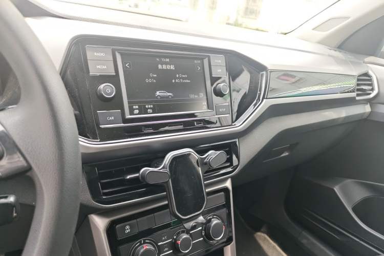 Used Volkswagen T-Cross 2019 280TSI DSG Comfort Edition Audio And AC Panel