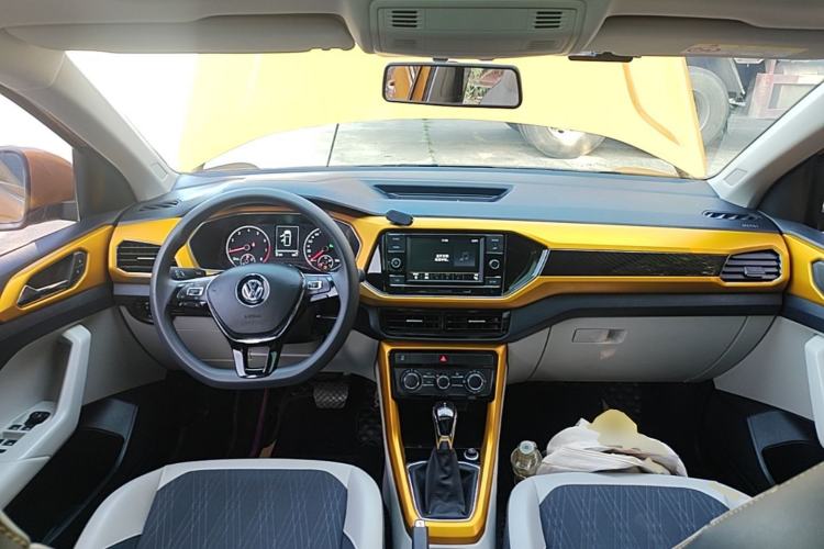 Used Volkswagen T-Cross 2019 280TSI DSG Comfort Edition Center Console
