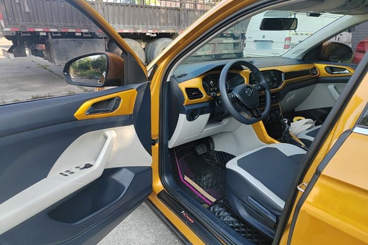 Used Volkswagen T-Cross 2019 280TSI DSG Comfort Edition Driver Seat
