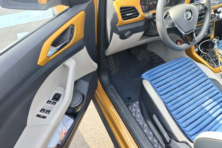 Used Volkswagen T-Cross 2019 280TSI DSG Comfort Edition Driver Seat