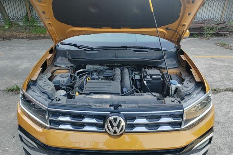 Used Volkswagen T-Cross 2019 280TSI DSG Comfort Edition Engine Bay