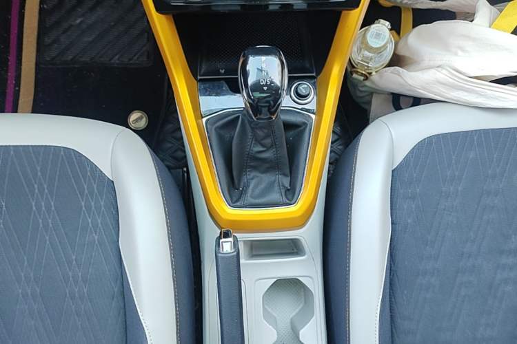 Used Volkswagen T-Cross 2019 280TSI DSG Comfort Edition Gear Lever
