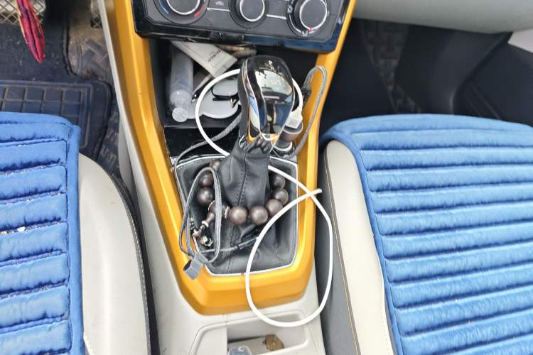 Used Volkswagen T-Cross 2019 280TSI DSG Comfort Edition Gear Lever