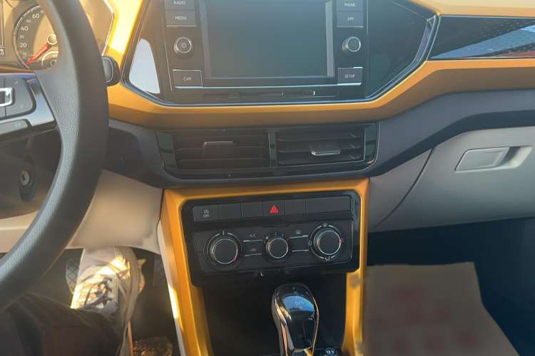Used Volkswagen T-Cross 2019 1.5L Automatic Comfort Edition Interior 7