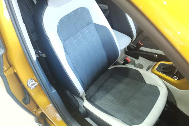 Used Volkswagen T-Cross 2019 280TSI DSG Comfort Edition Right Front Seat