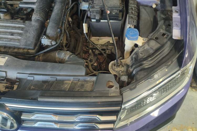 Used Volkswagen T-Cross 2019 280TSI DSG Luxury Edition Engine Bay Left