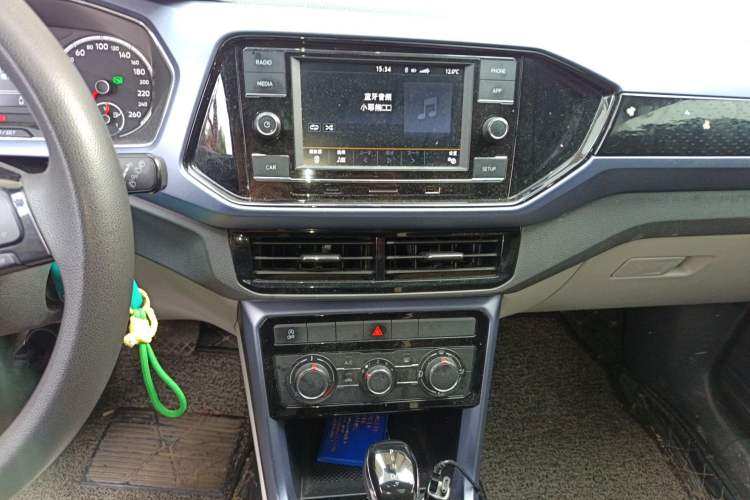 Used Volkswagen T-Cross 2019 280TSI DSG Comfort Edition Audio And AC Panel