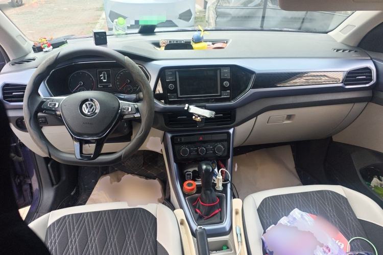 Used Volkswagen T-Cross 2019 1.5L Automatic Comfort Edition Center Console