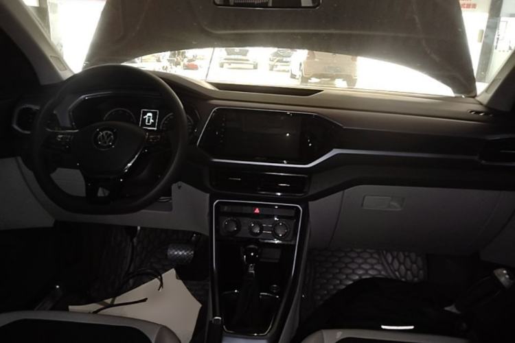 Used Volkswagen T-Cross 2019 1.5L Automatic Comfort Edition Center Console