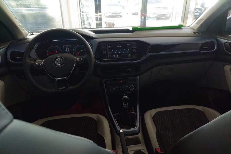Used Volkswagen T-Cross 2019 280TSI DSG Comfort Edition Center Console