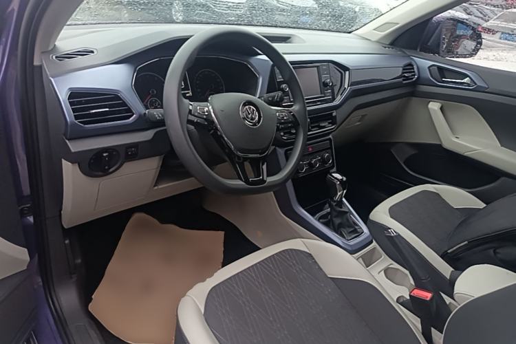 Used Volkswagen T-Cross 2019 280TSI DSG Comfort Edition Center Console