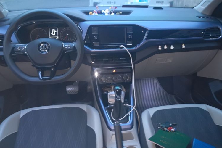 Used Volkswagen T-Cross 2019 1.5L Automatic Comfort Edition Center Console