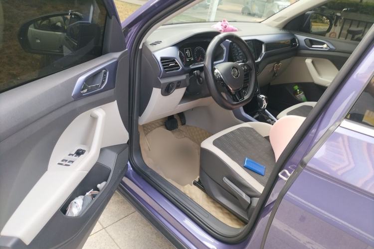 Used Volkswagen T-Cross 2019 1.5L Automatic Comfort Edition Driver Seat