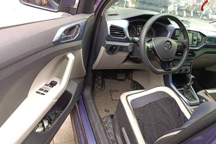 Used Volkswagen T-Cross 2019 280TSI DSG Comfort Edition Driver Seat