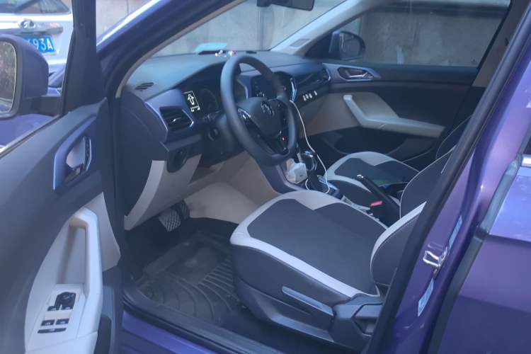 Used Volkswagen T-Cross 2019 1.5L Automatic Comfort Edition Driver Seat