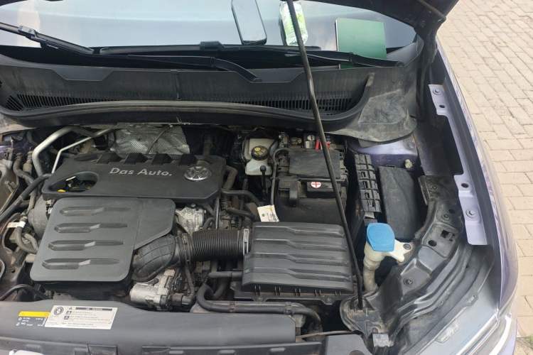 Used Volkswagen T-Cross 2019 1.5L Automatic Comfort Edition Engine Bay Left