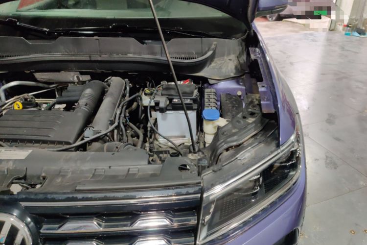 Used Volkswagen T-Cross 2019 280TSI DSG Luxury Edition Engine Bay Left