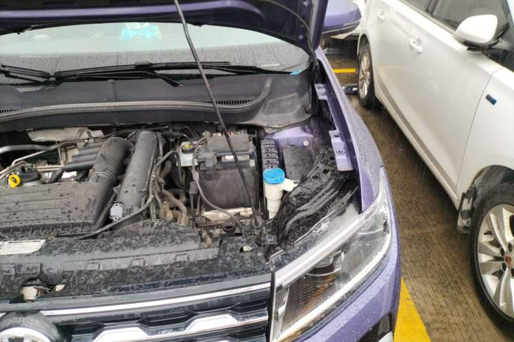 Used Volkswagen T-Cross 2019 280TSI DSG Comfort Edition Engine Bay Left