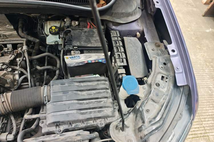 Used Volkswagen T-Cross 2019 1.5L Automatic Comfort Edition Engine Bay Left
