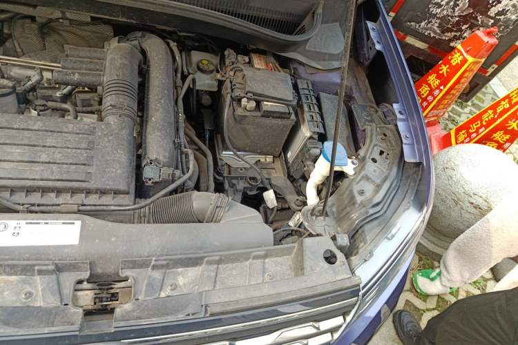Used Volkswagen T-Cross 2019 280TSI DSG Comfort Edition Engine Bay Left