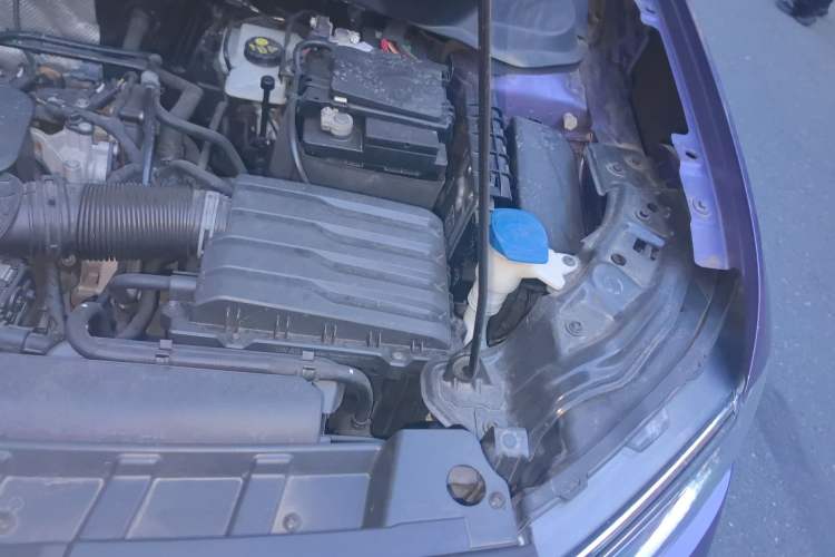 Used Volkswagen T-Cross 2019 1.5L Automatic Comfort Edition Engine Bay Left
