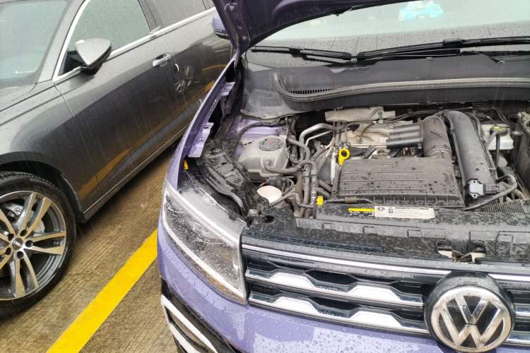 Used Volkswagen T-Cross 2019 280TSI DSG Comfort Edition Engine Bay Right