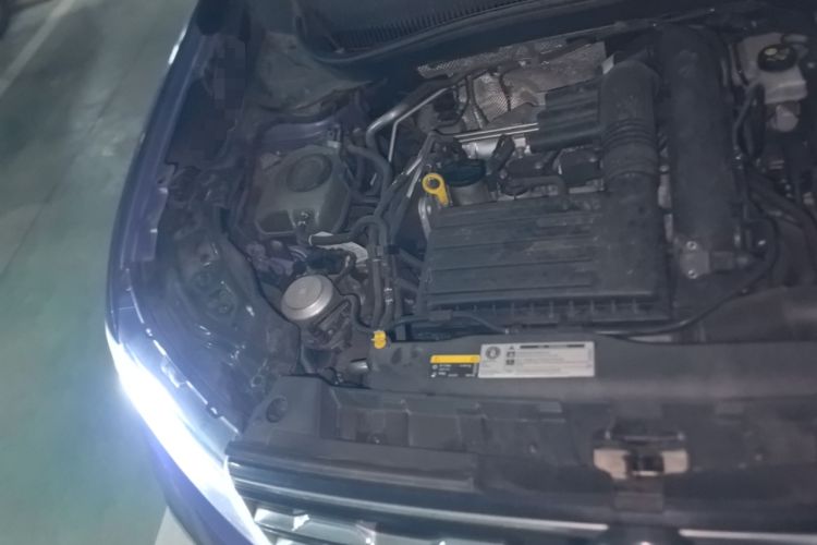 Used Volkswagen T-Cross 2019 280TSI DSG Comfort Edition Engine Bay Right