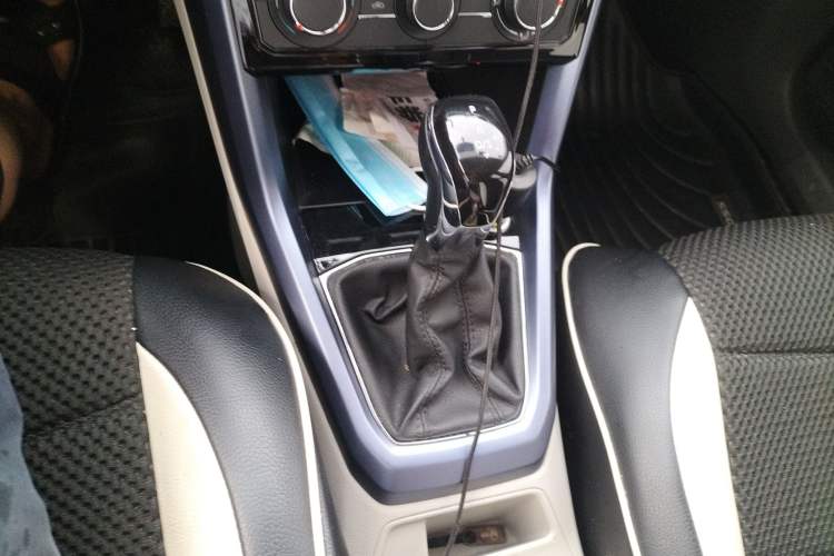 Used Volkswagen T-Cross 2019 280TSI DSG Comfort Edition Gear Lever