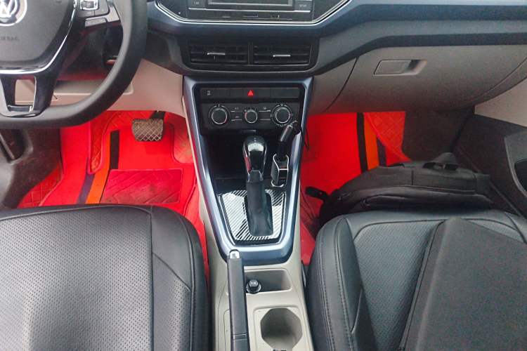 Used Volkswagen T-Cross 2019 280TSI DSG Comfort Edition Gear Lever