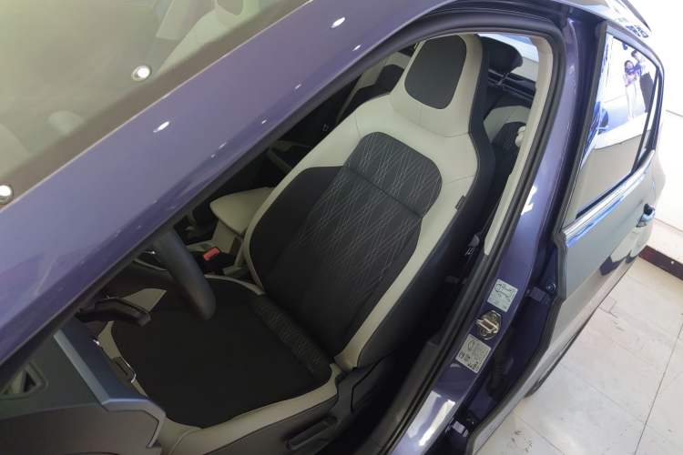 Used Volkswagen T-Cross 2019 280TSI DSG Comfort Edition Left Front Seat