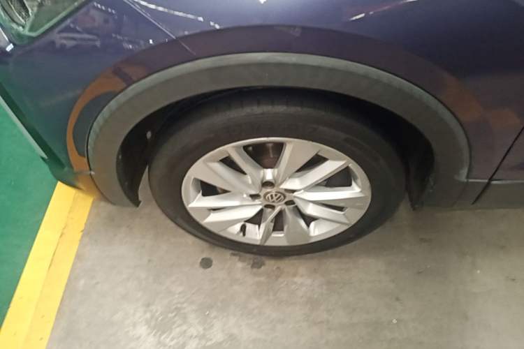 Used Volkswagen T-Cross 2019 1.5L Automatic Comfort Edition Left Front Wheel Hub
