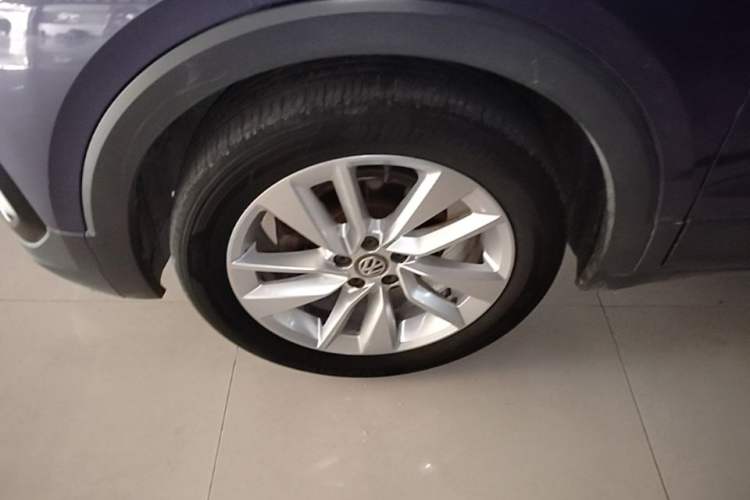 Used Volkswagen T-Cross 2019 1.5L Automatic Comfort Edition Left Front Wheel Hub