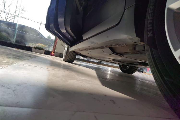 Used Volkswagen T-Cross 2019 280TSI DSG Comfort Edition Left Side Sill